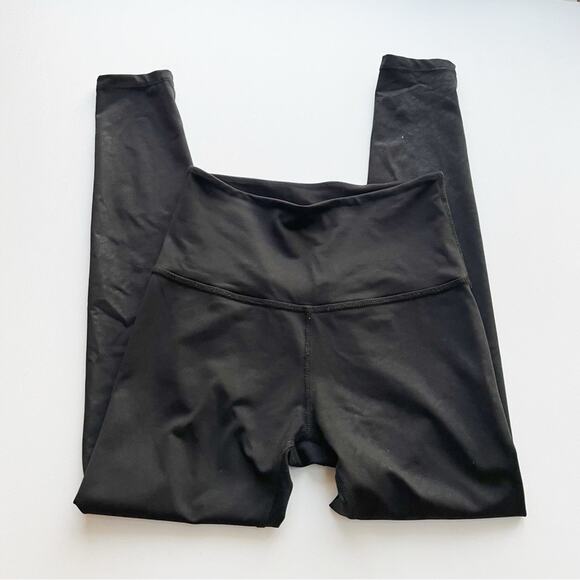 BEYOND YOGA High Waisted Midi Leggings Black - Picture 1 of 4
